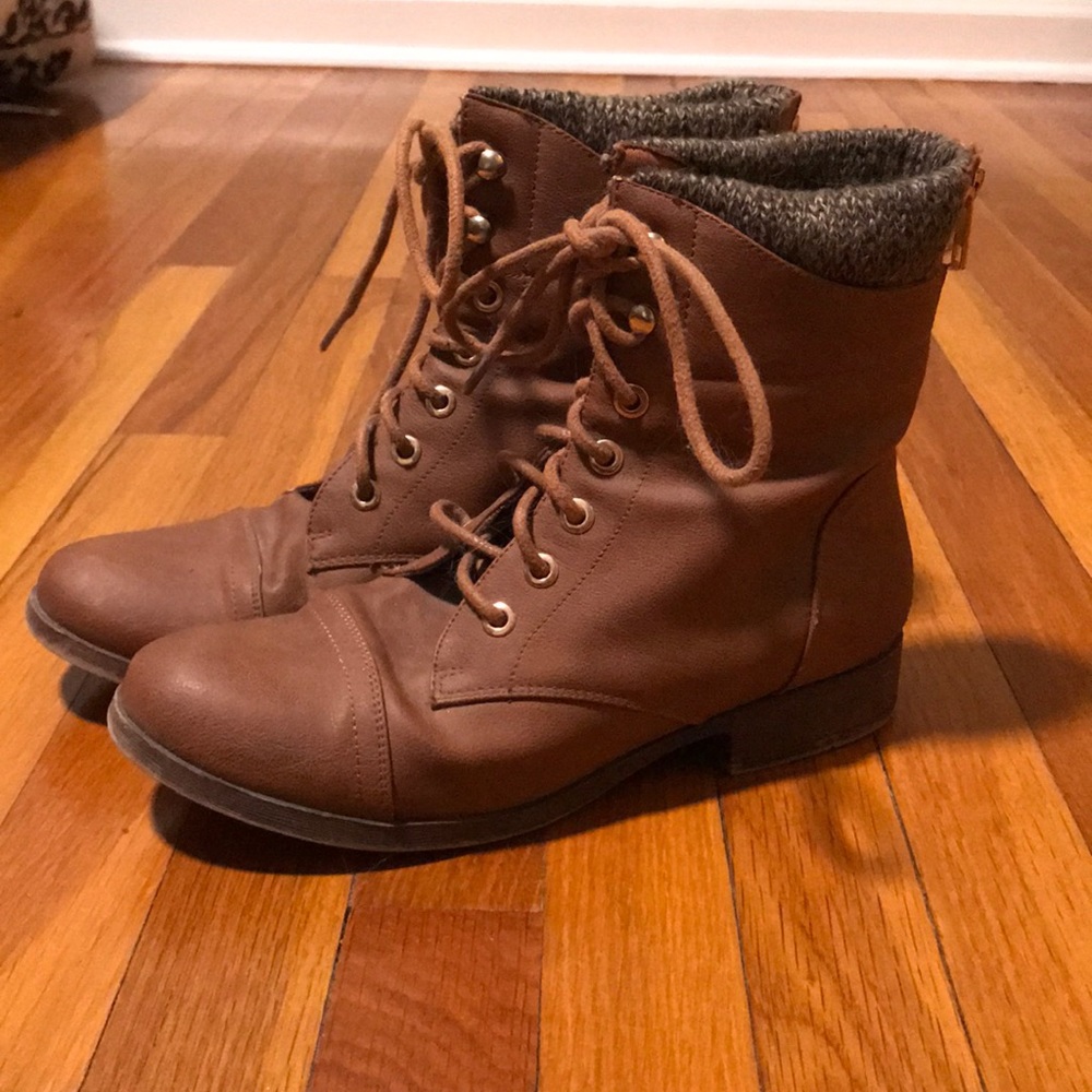 Adorable Fall Tan Boots